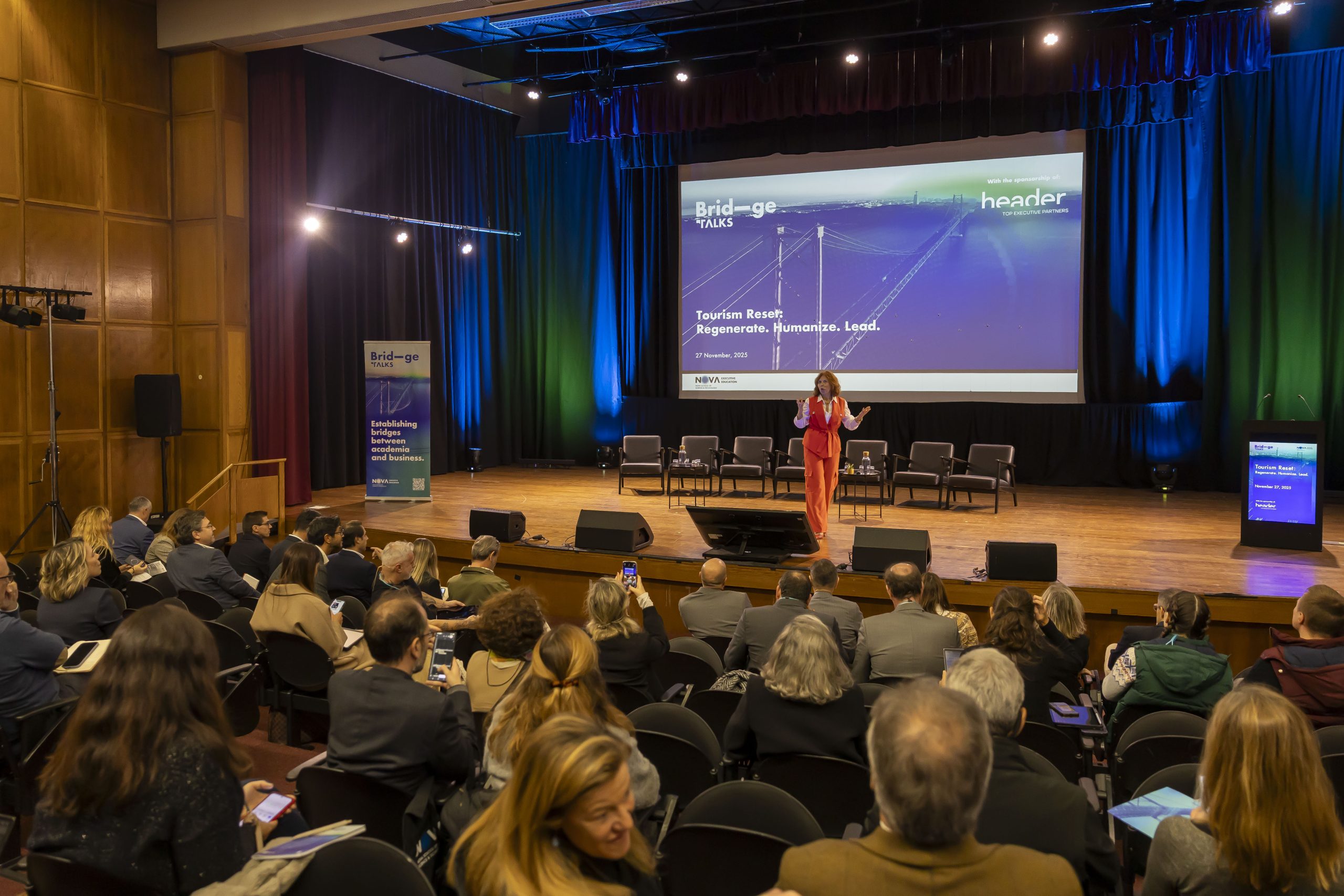 NOVA FCT reúne mais de 100 participantes para discutir o futuro do turismo